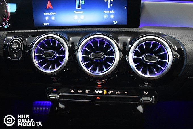 MERCEDES-BENZ CLA 180 d Automatic Shooting Brake AMG Line Advanced Plus